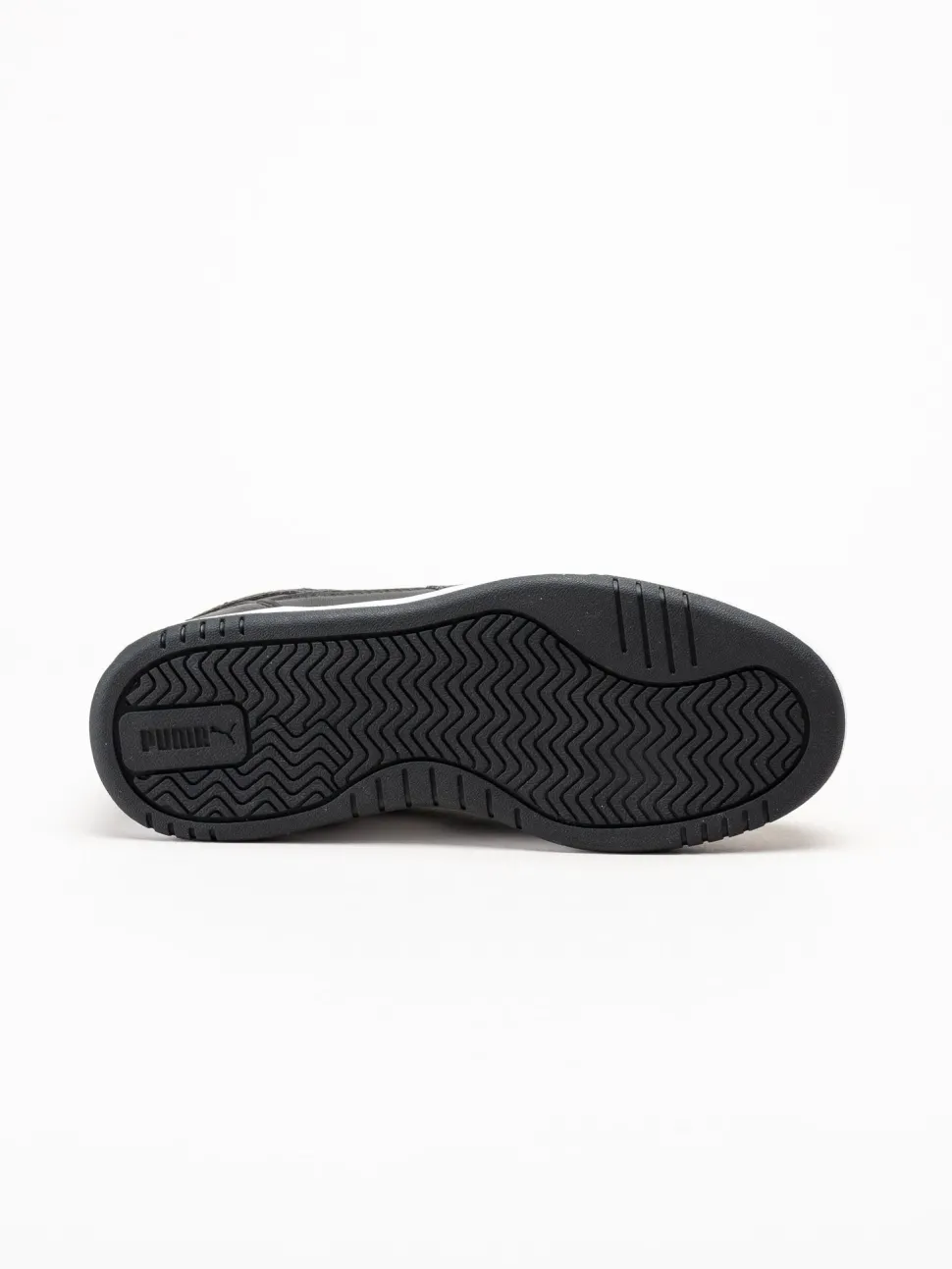 Puma - Caven III - Svartvita sneakers i skinnimitation