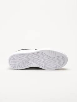 Puma - Caven III - Vita sneakers i skinnimitation