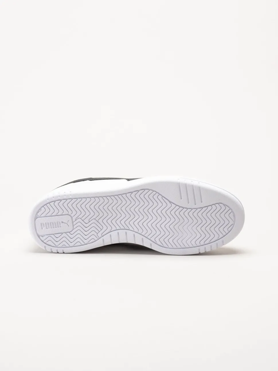 Puma - Caven III - Vita sneakers i skinnimitation