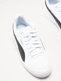 Puma - Caven III - Vita sneakers i skinnimitation