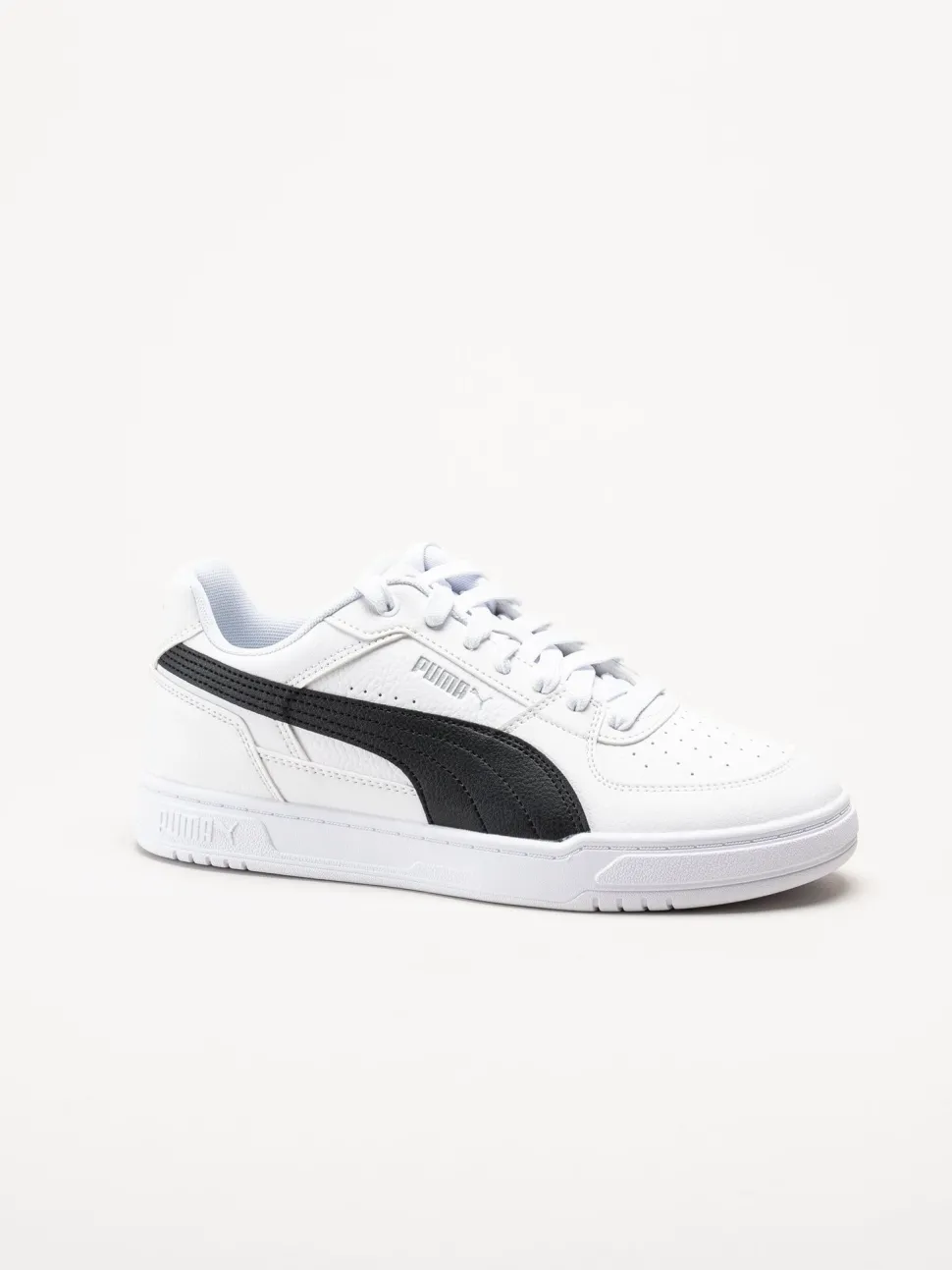 Puma - Caven III - Vita sneakers i skinnimitation