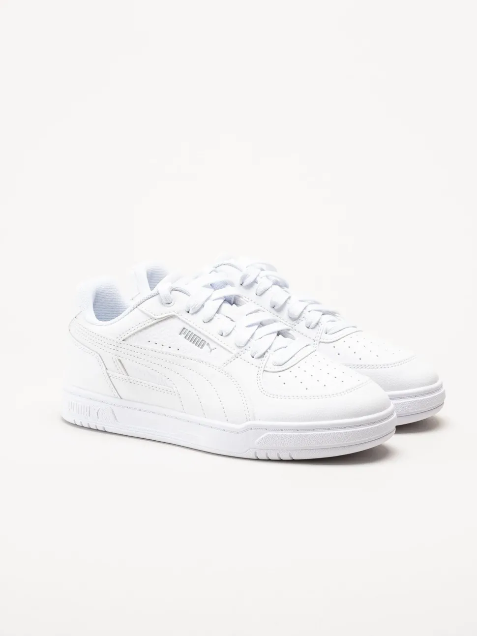 Puma - Caven III - Vita sneakers i skinnimitation