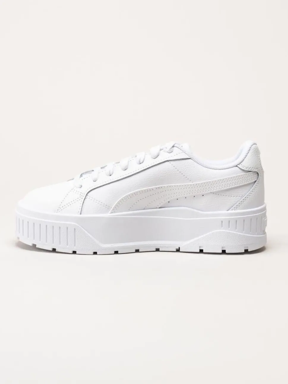 Puma - Karmen II L - Vita platåsneakers i skinn