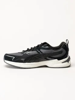 Puma - Milenio Tech 2000 - Svarta sneakers