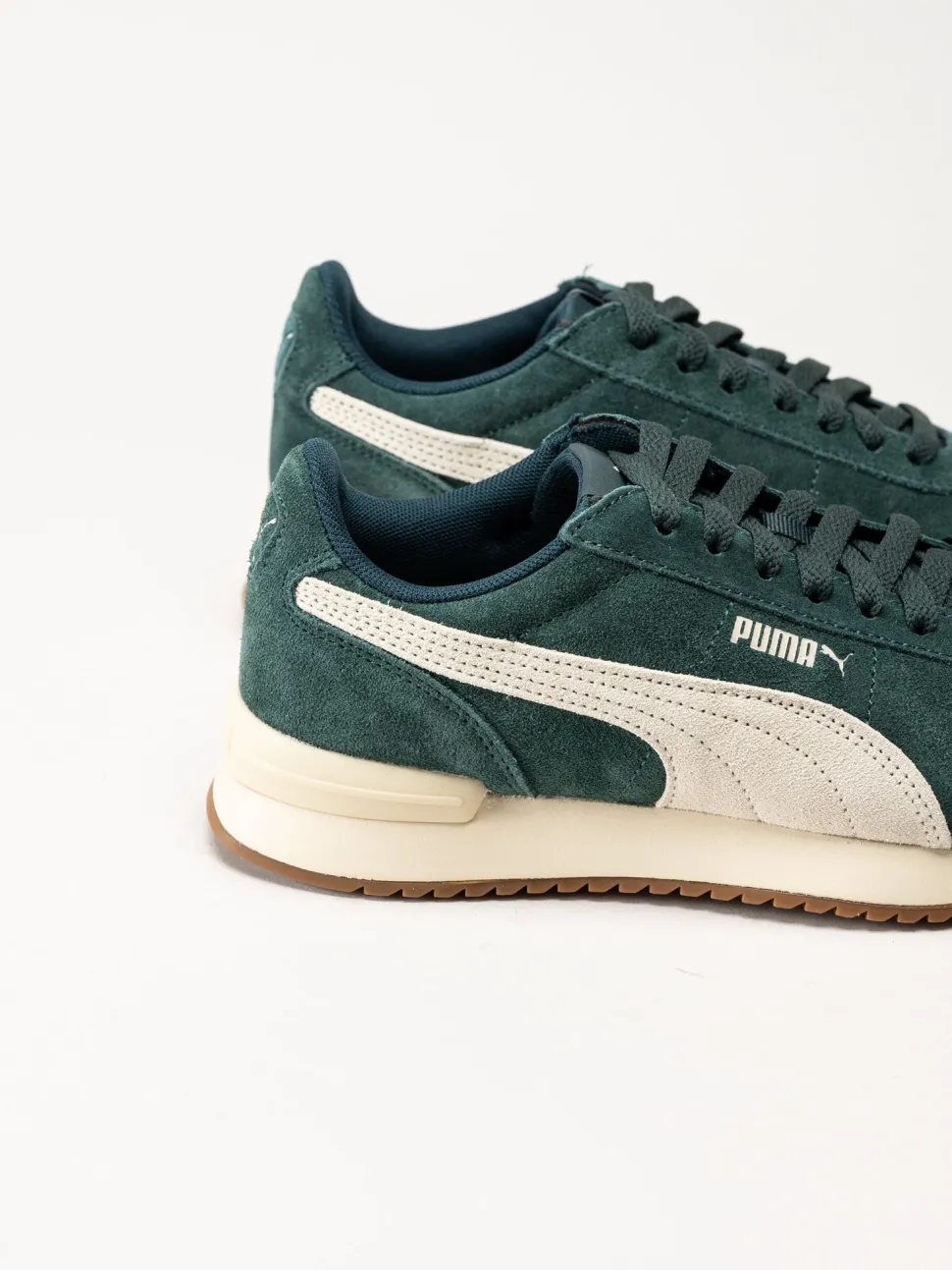 Puma - R78 Wind Sd - Gröna sneakers i mocka