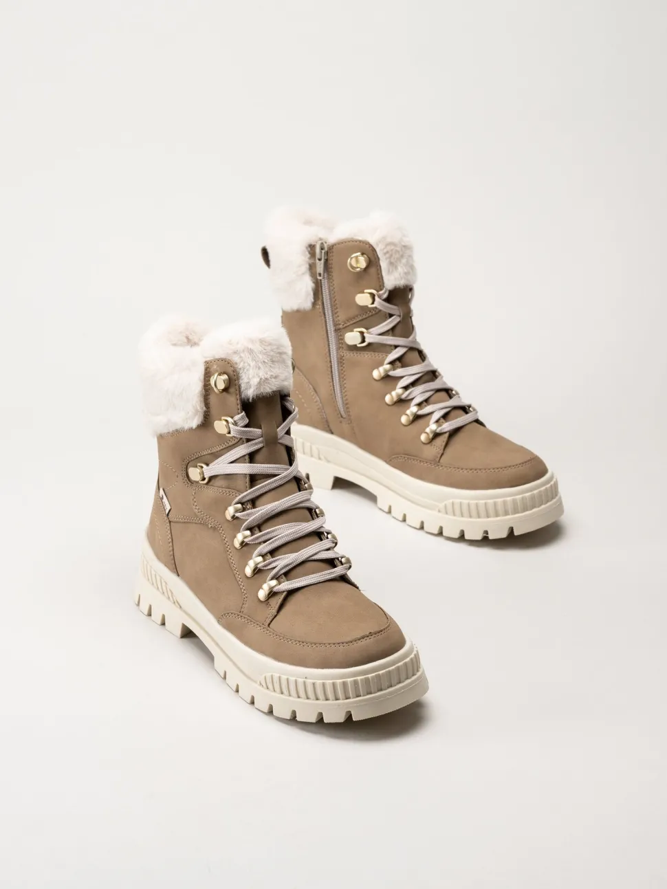Rieker - Beige fodrade kängor i skinn