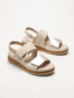 Rieker - Beige-Guldiga sandaler i nubuck