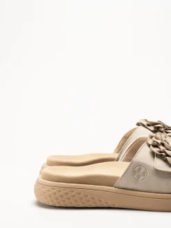 Rieker - Beige sandaler med rosett
