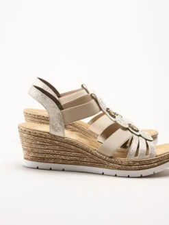 Rieker - Beige sandalett med kilklack