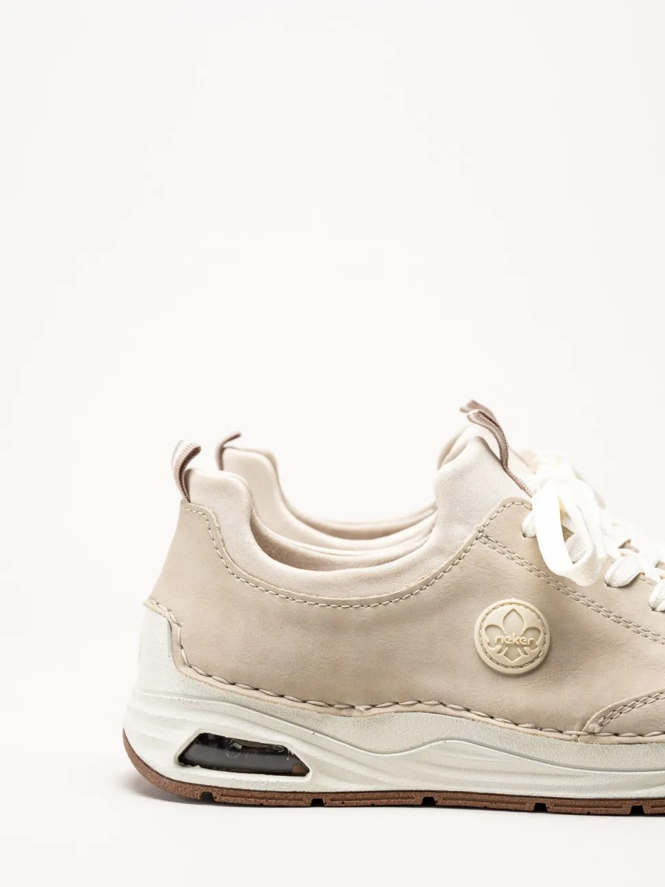 Rieker - Beige slip on skor