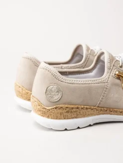 Rieker - Beige slip on skor i mocka