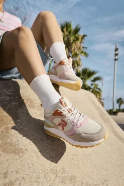 Rieker - Beige sneakers i mocka och mesh