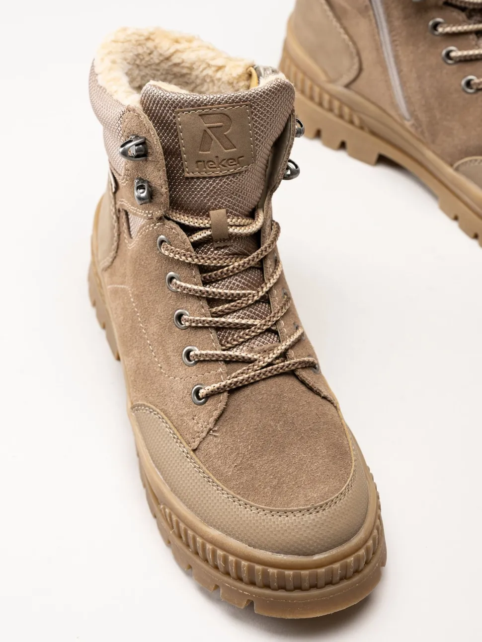 Rieker - Beige varmfodrade kängor i mocka