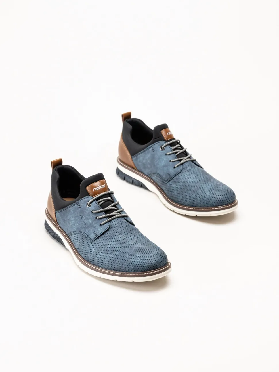Rieker - Ljusblå slip on sneakers