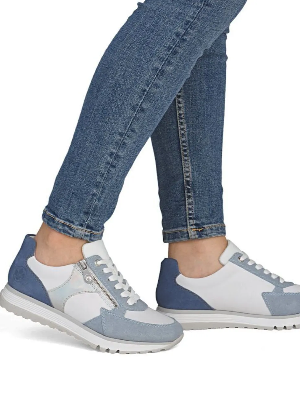 Rieker - Ljusblå sneakers i mocka och skinn