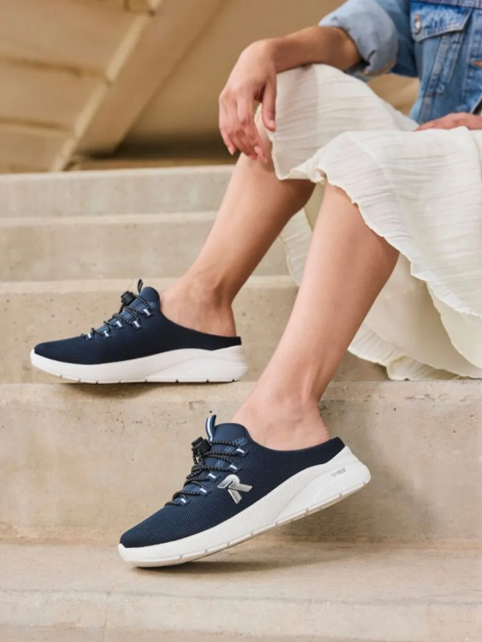 Rieker - Marinblå slip in sneakers