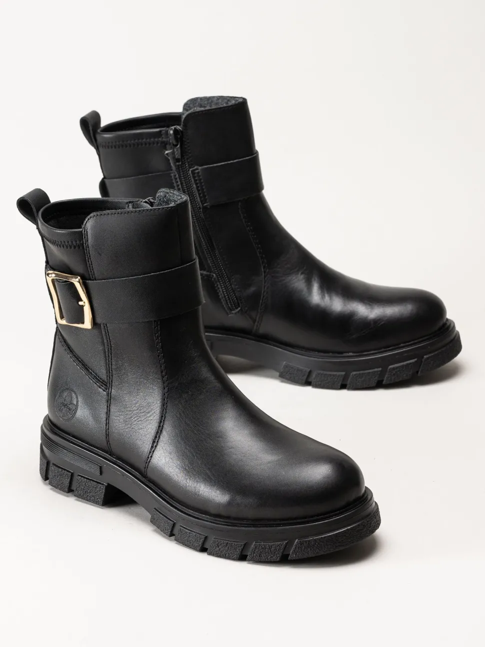 Rieker - Svarta boots i skinn