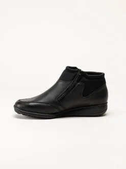 Rieker - Svarta boots i skinn och textil