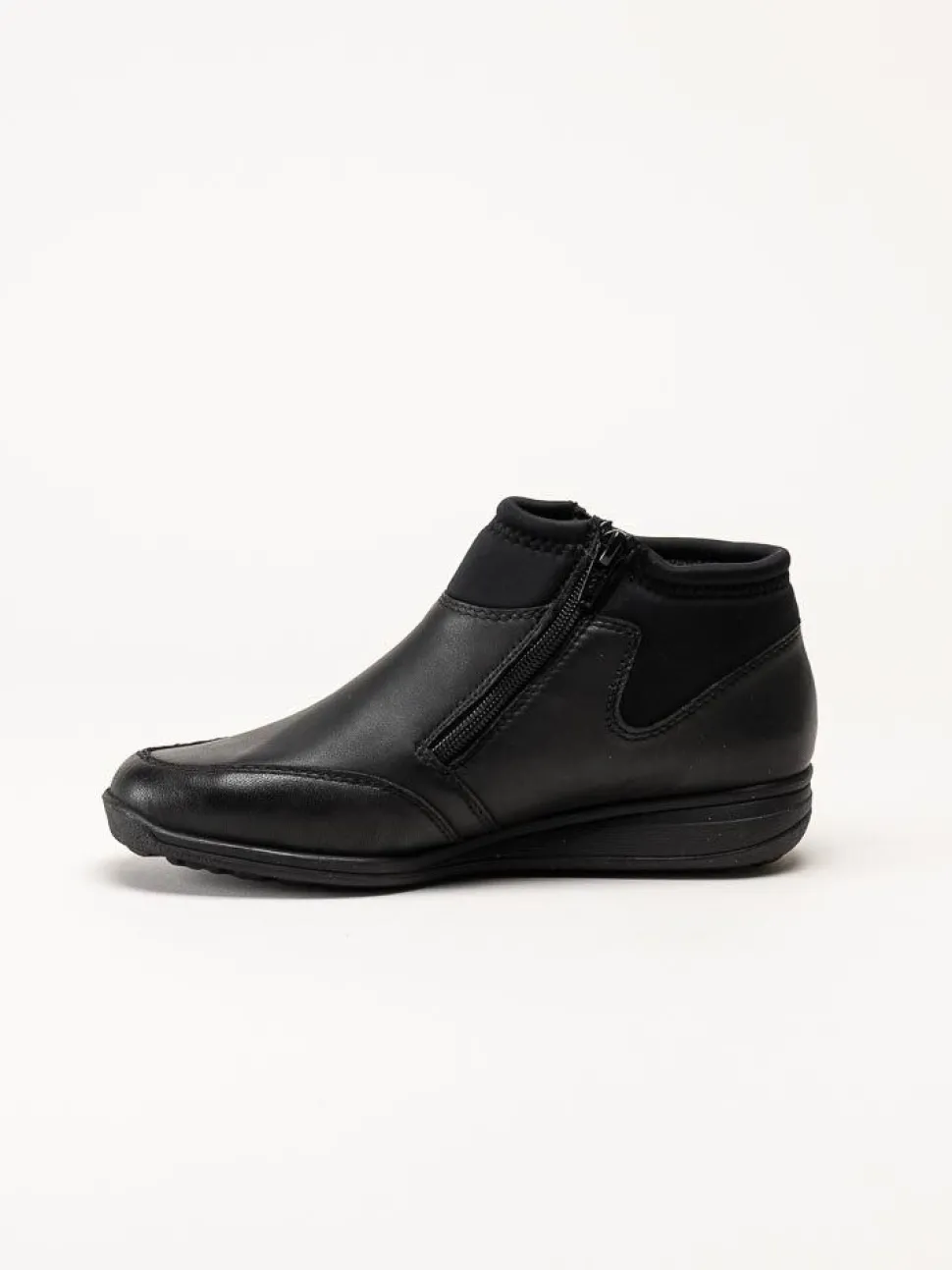 Rieker - Svarta boots i skinn och textil