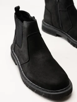Rieker - Svarta fodrade boots i oljad nubuck