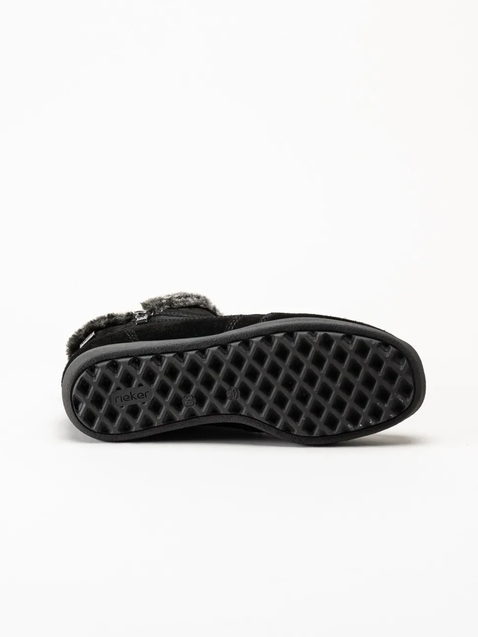 Rieker - Svarta fodrade boots i mocka