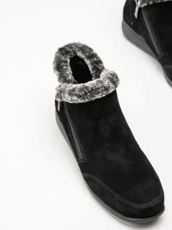 Rieker - Svarta fodrade boots i mocka