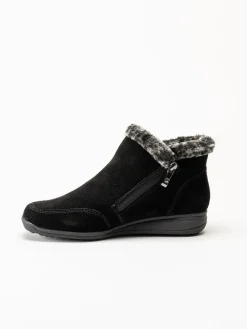 Rieker - Svarta fodrade boots i mocka