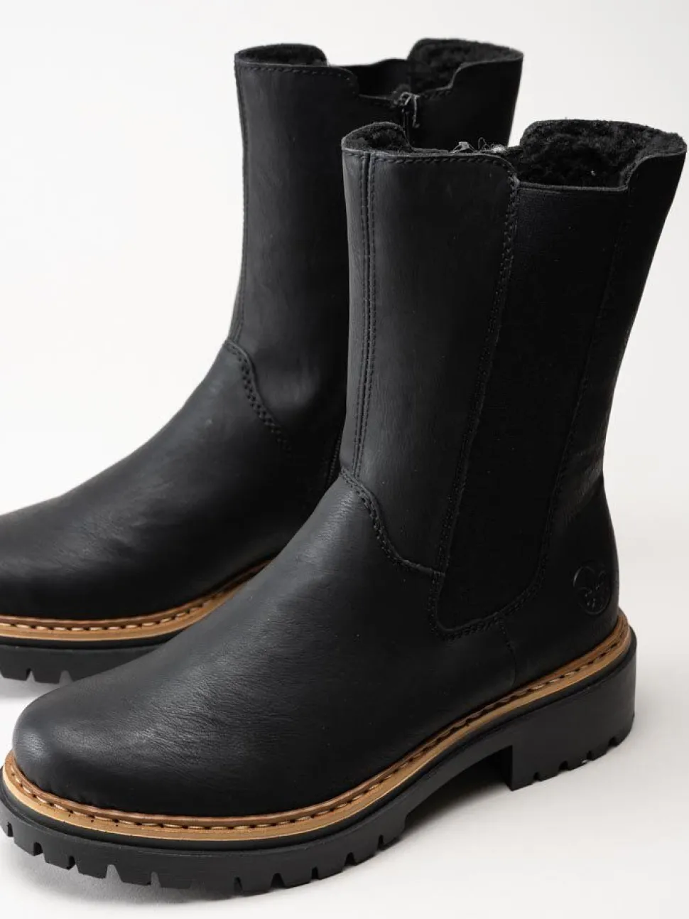 Rieker - Svarta fodrade höga resårboots