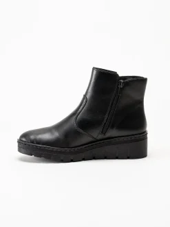 Rieker - Svarta fodrade kilklackade boots