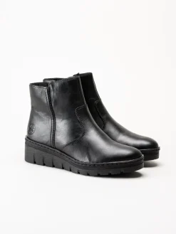 Rieker - Svarta fodrade kilklackade boots