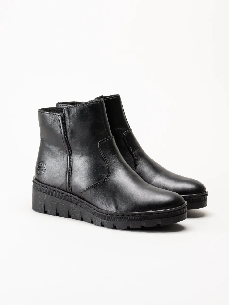 Rieker - Svarta fodrade kilklackade boots