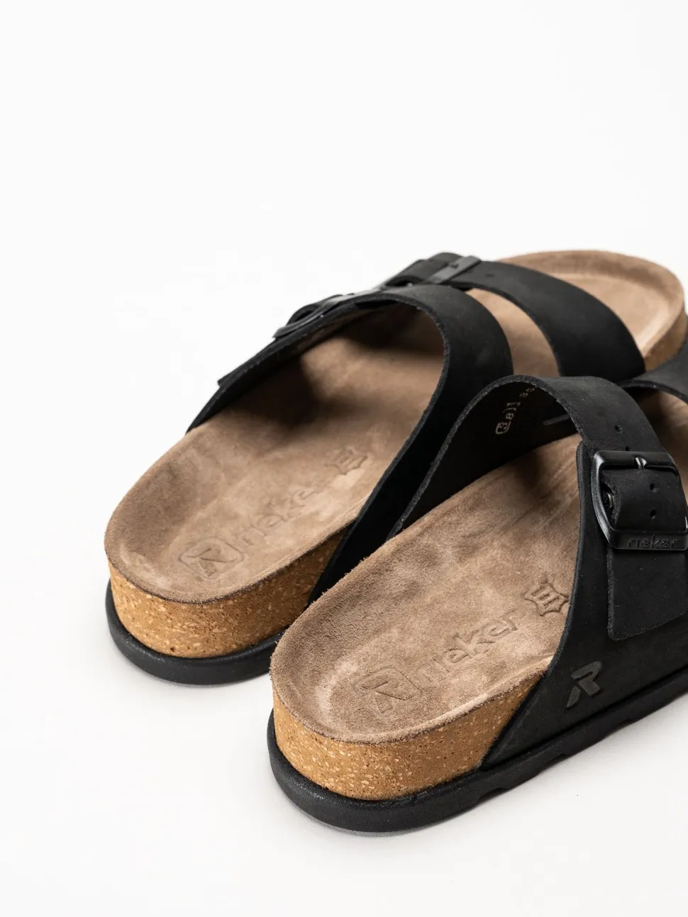 Rieker - Svarta sandaler i nubuck