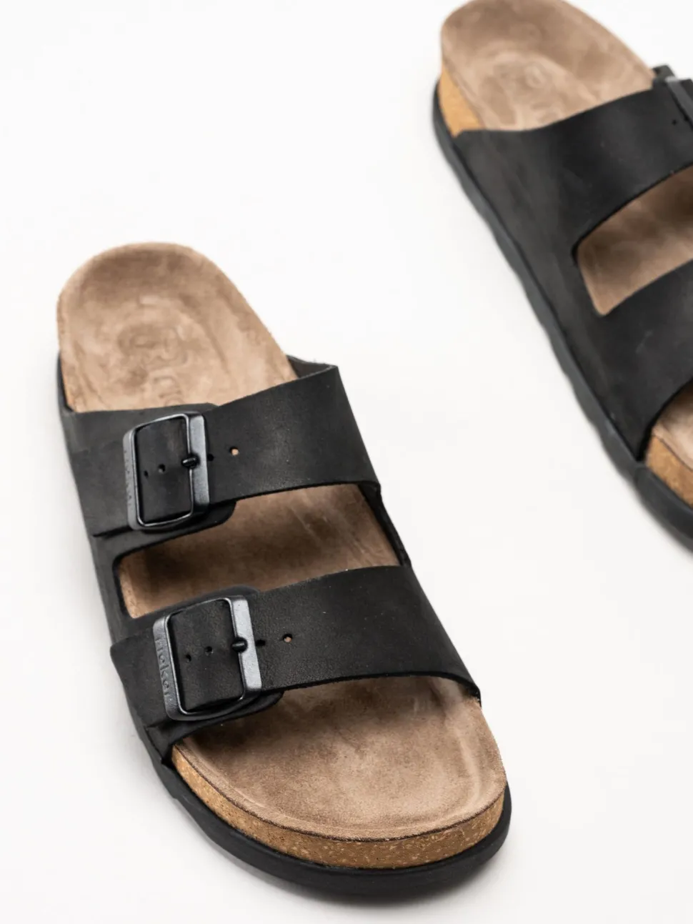 Rieker - Svarta sandaler i nubuck
