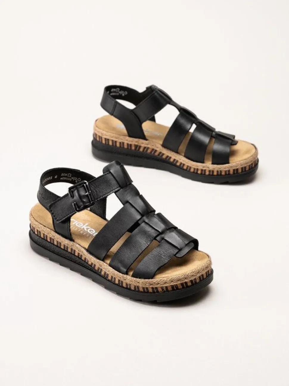 Rieker - Svarta sandaler i skinn