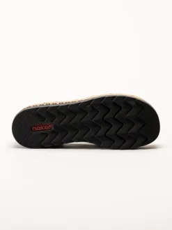 Rieker - Svarta sandaler med kilklack
