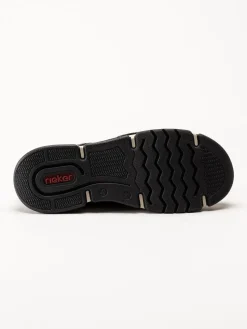Rieker - Svarta slip on promenadskor