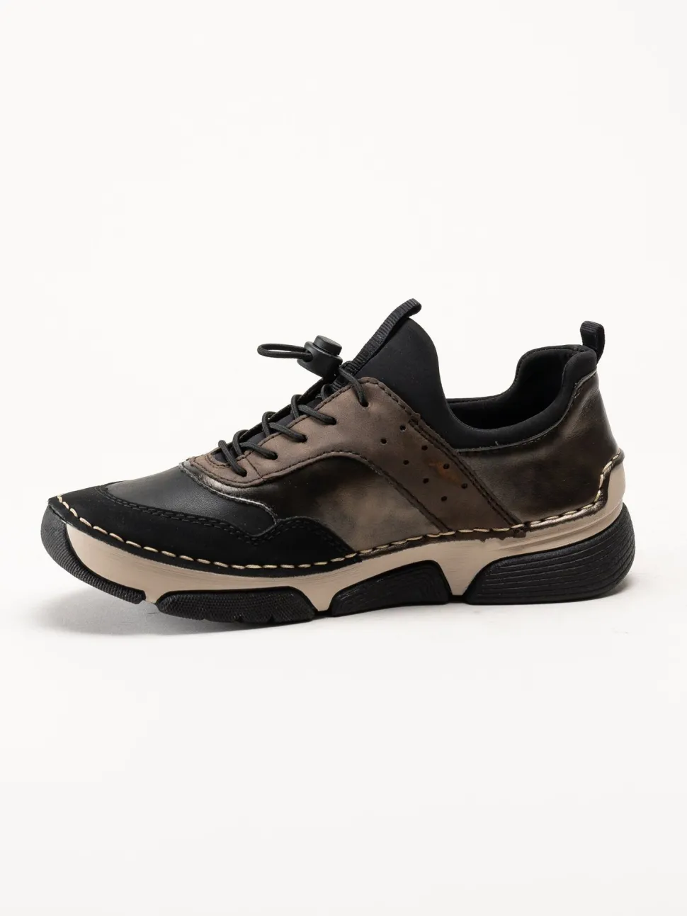 Rieker - Svarta slip on promenadskor