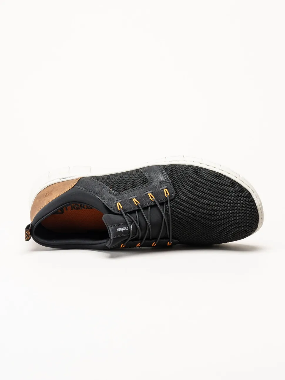 Rieker - Svarta slip on sneakers