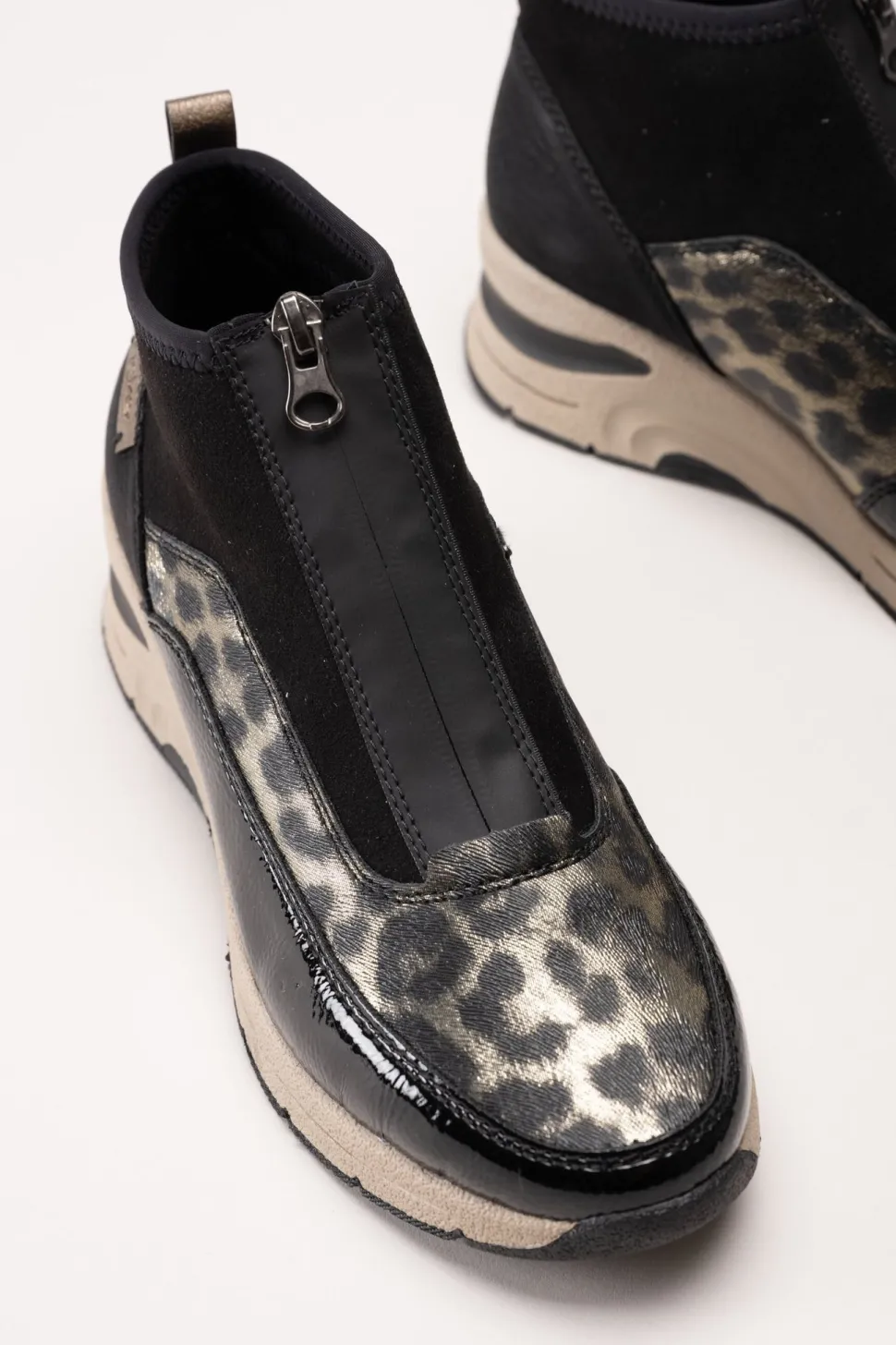 Rieker - Svarta sneakerboots med kilklack