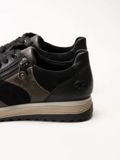 Rieker - Svarta sneakers i nubuck och skinn