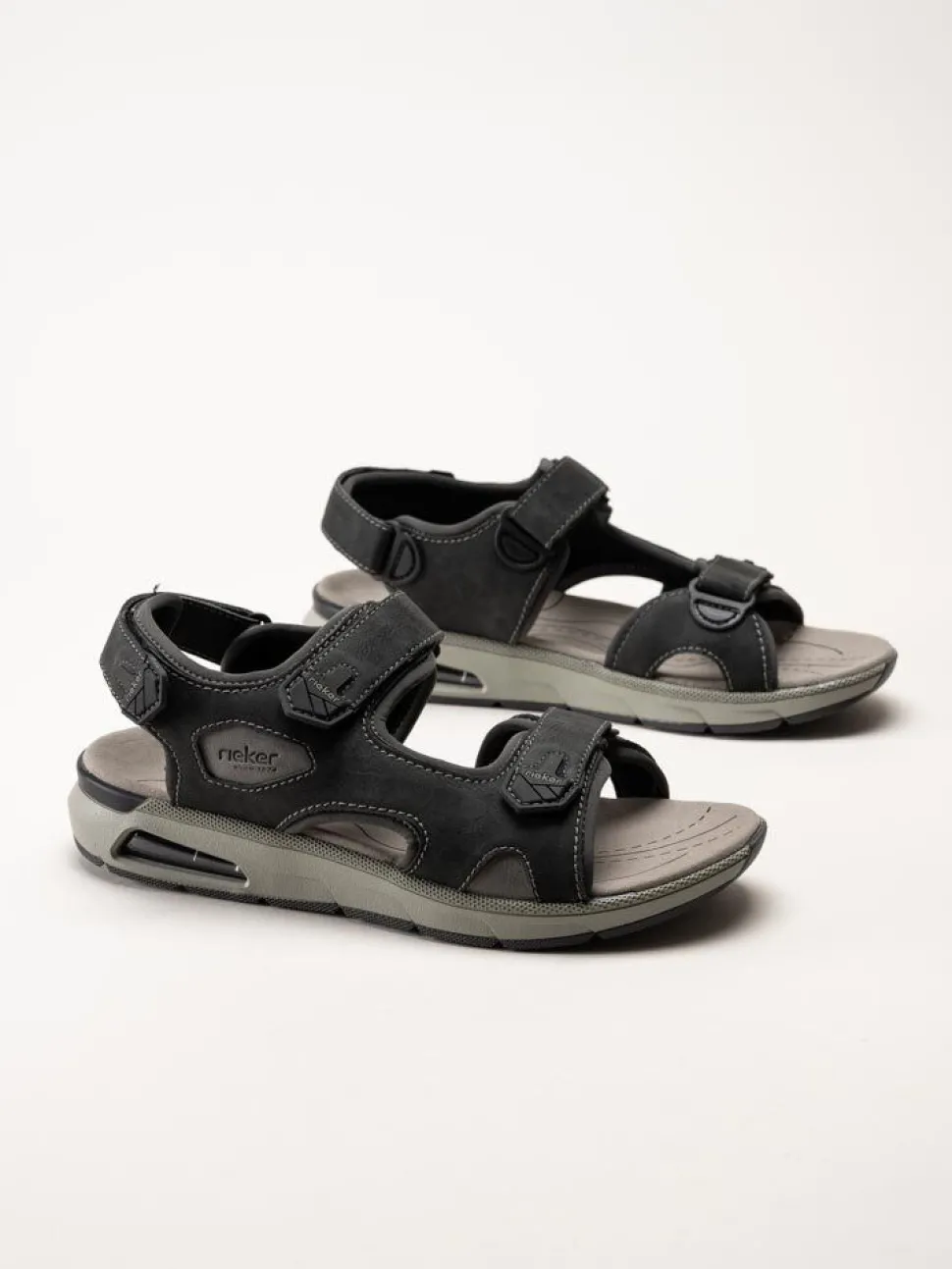 Rieker - Svarta sportiga sandaler