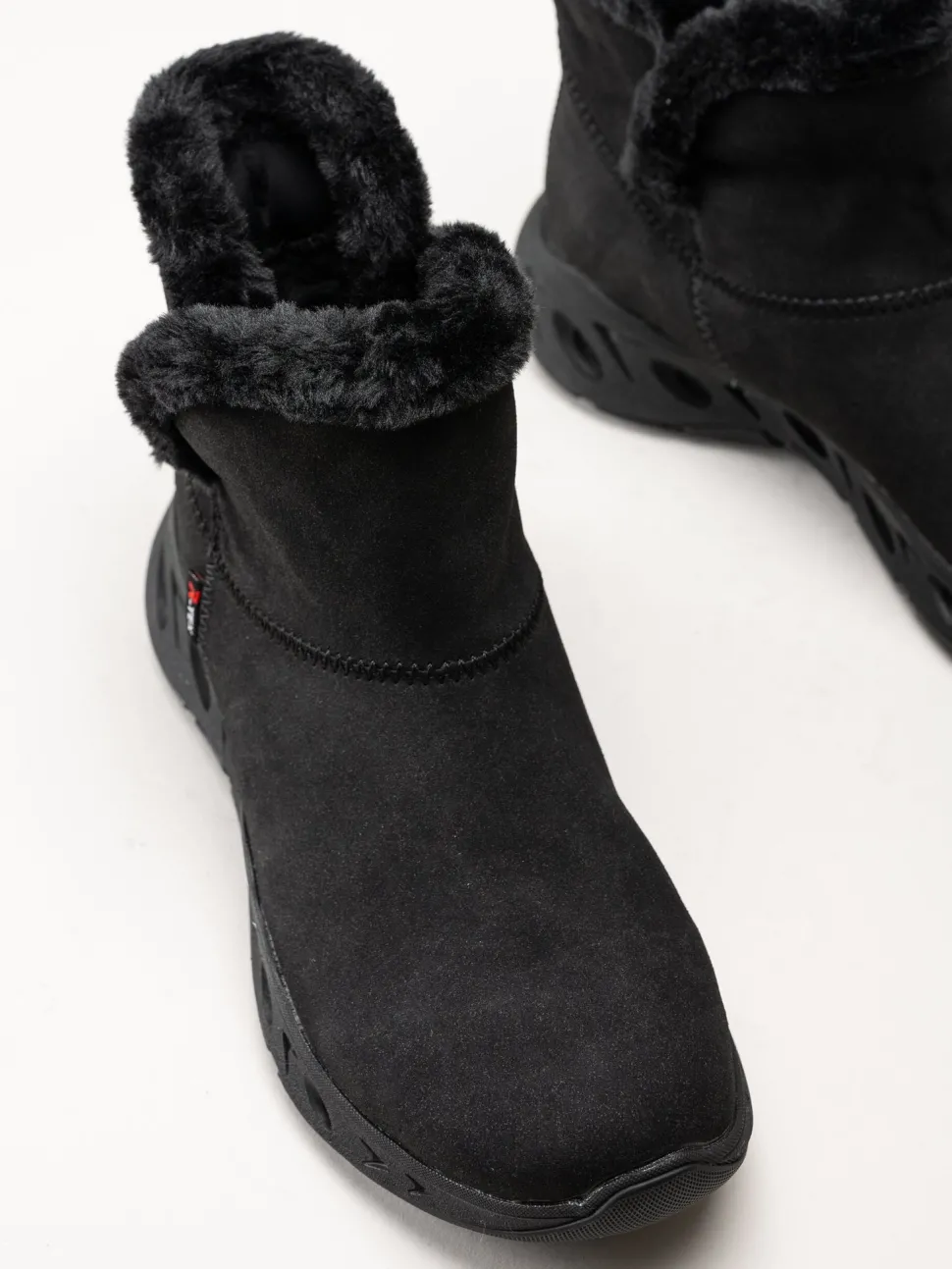 Rieker - Svarta varmfodrade boots
