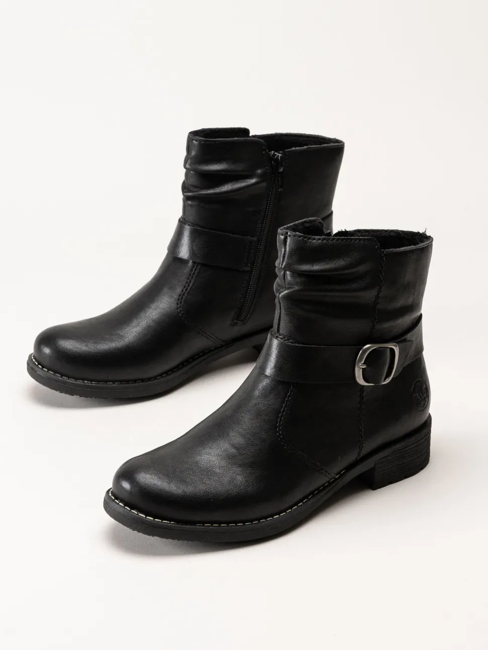 Rieker - Svarta varmfodrade boots