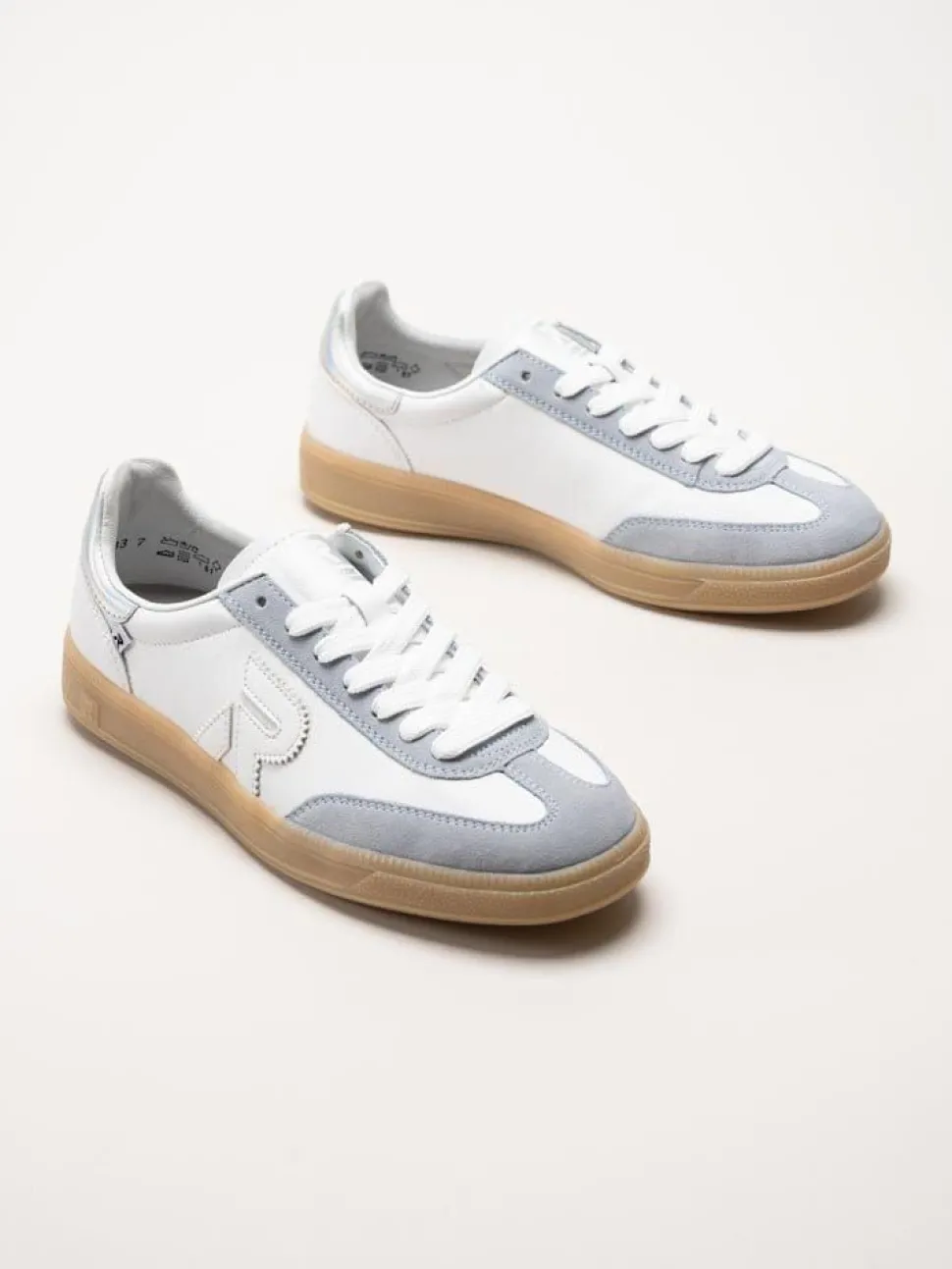 Rieker - Vita retro sneakers i skinn och mocka