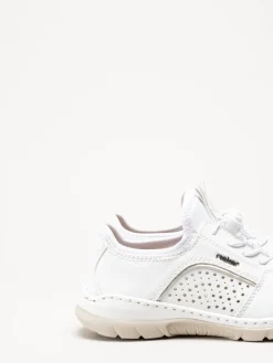 Rieker - Vita slip on skor i skinnimitation