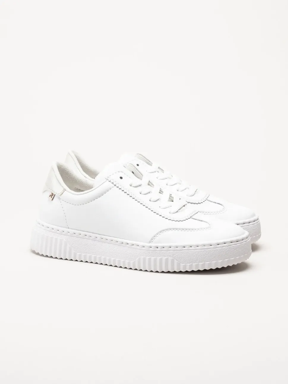 Rieker - Vita sneakers i skinn