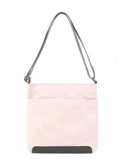 ROKA - Kennington B Recycled Nylon - Rosa axelremsväska i återvunnen nylon
