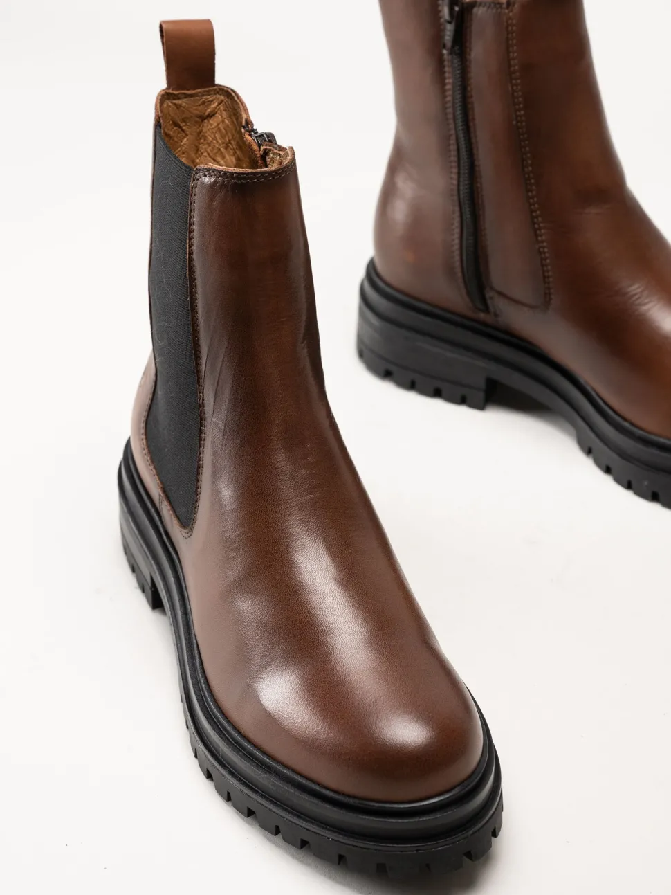 Rosa Negra - Bruna boots i skinn