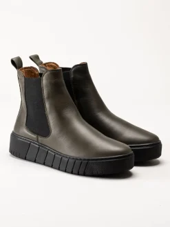 Rosa Negra - Gröna fodrade chelsea boots i skinn