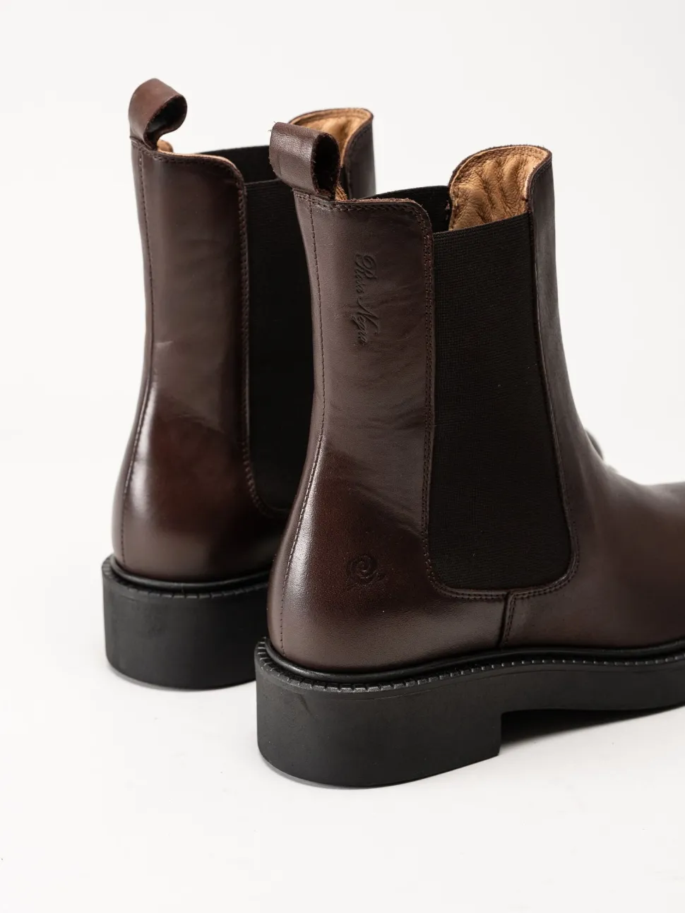 Rosa Negra - Mörkbruna chelsea boots i skinn
